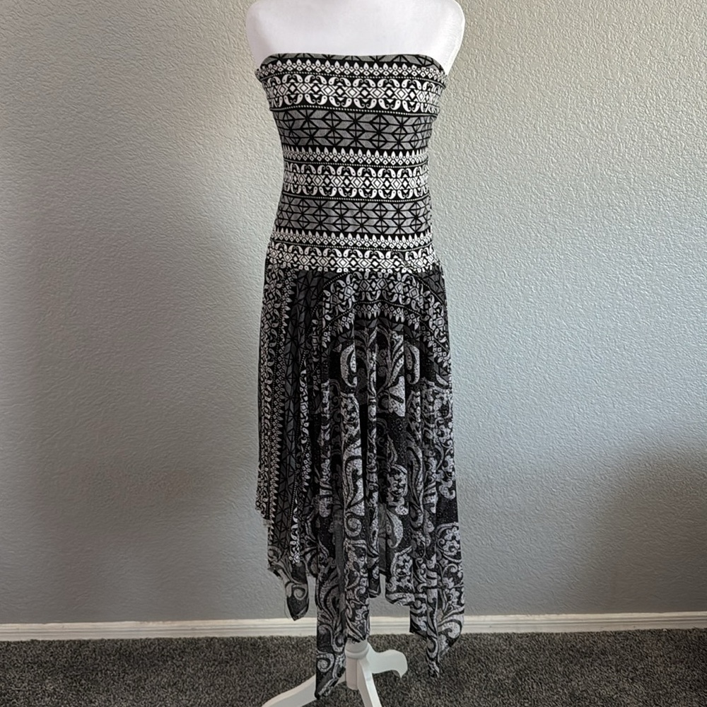 INC Intl’ Concepts Black/White Asymmetrical convertible dress/skirt Maxi Skirt - Picture 3 of 6